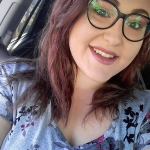 Meet your Posher, Bethany